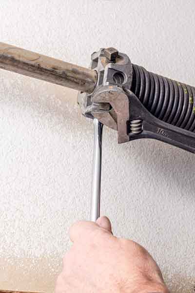 Kissimmee Garage Door Spring Repair